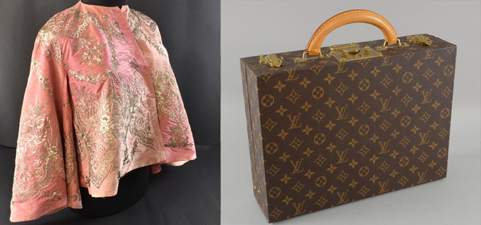 Vintage Fashion & Textiles Auction in Surrey at Woking Auctioneers