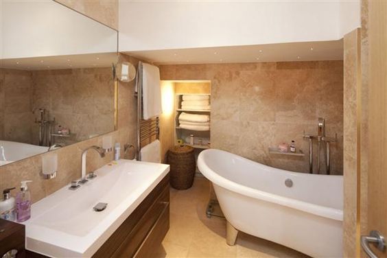 Ensuite Bathroom, Cobham - Construction & Installation by Weybridge Builders Wye Construction Services