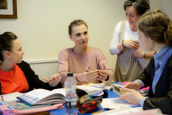 Weybridge International School Of English (WISE) – Language Classes