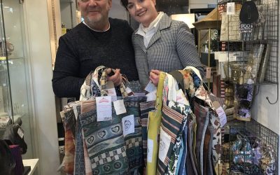Boomerang Bags – Come On, Let’s Introduce This Great Initiative In Weybridge!