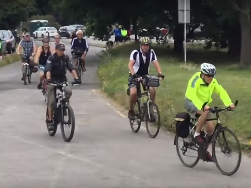 Elmbridge Borough Council - Cycle rides