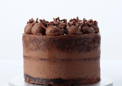 Semi-naked Chocolate Cake