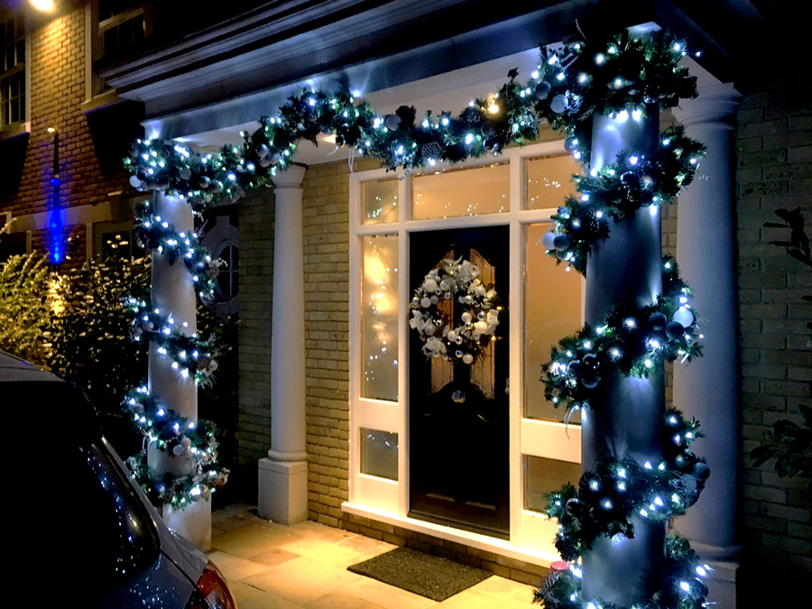 Weybridge Christmas Decorations - Lighting Wreaths Xmas Trees - Professional Decorating Srvices