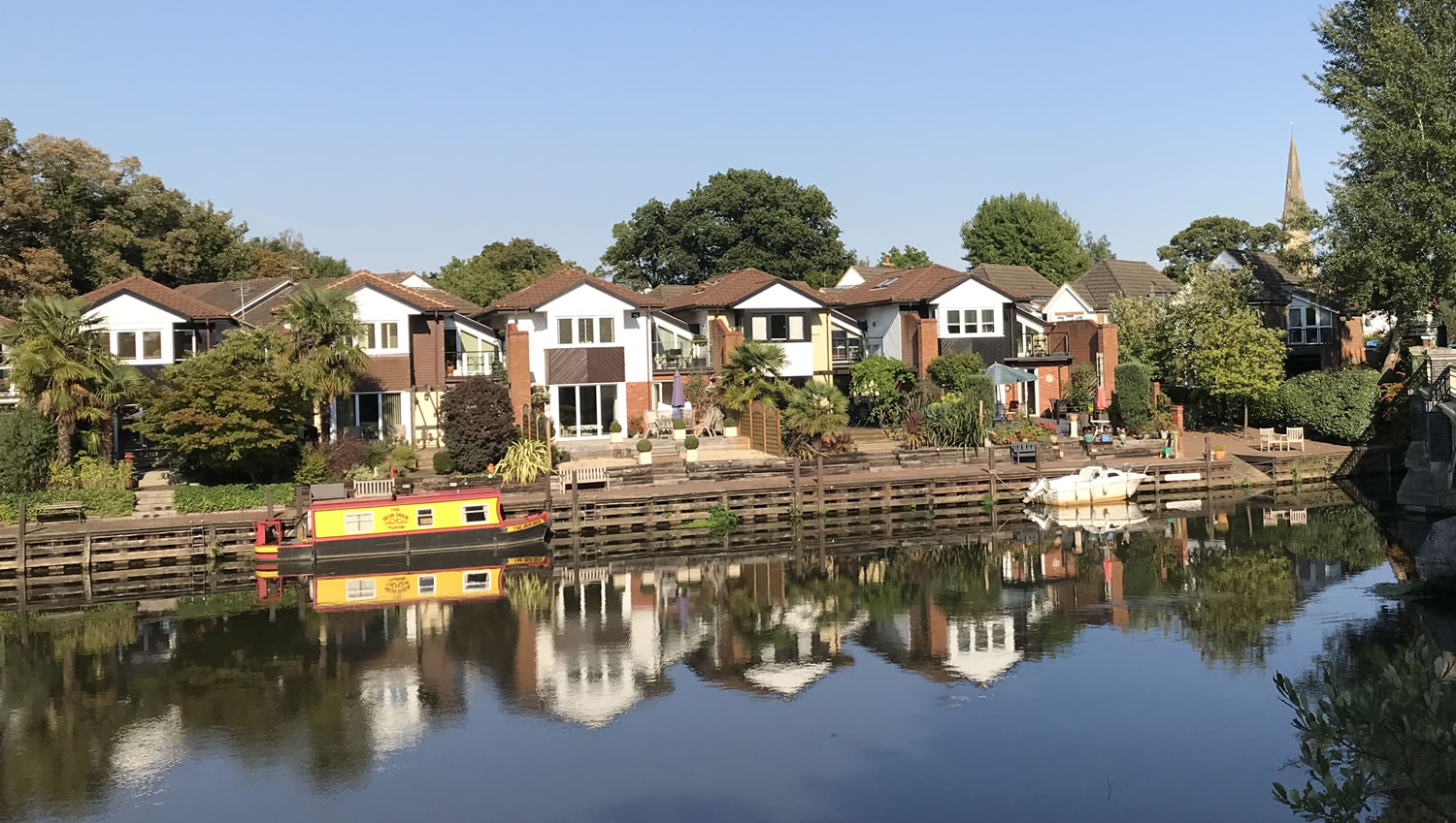 Riverside Homes on River Wey Weybridge Elmbridge Surrey