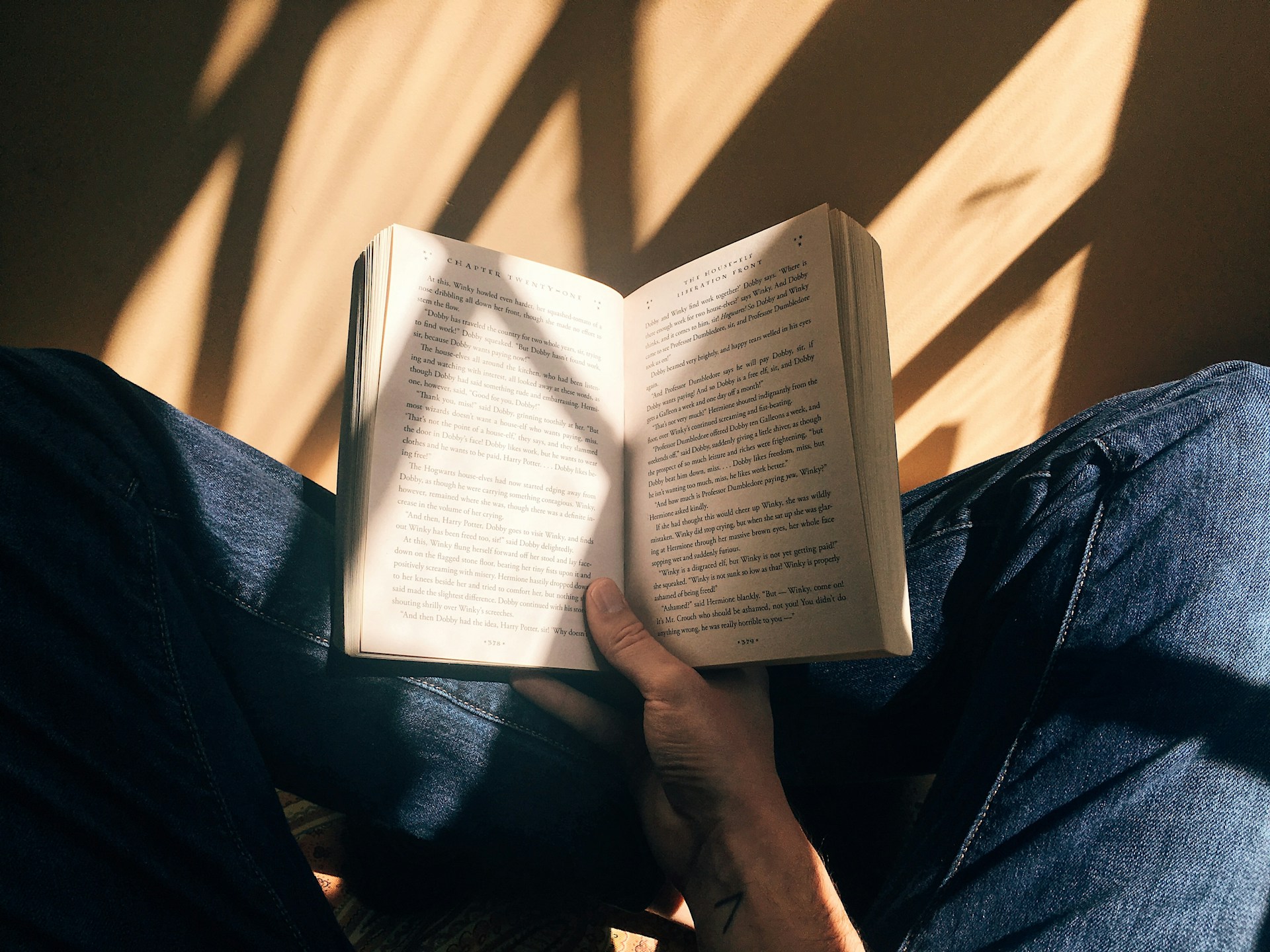 relaxing reading book in weybridge relaxing reading book in weybridge