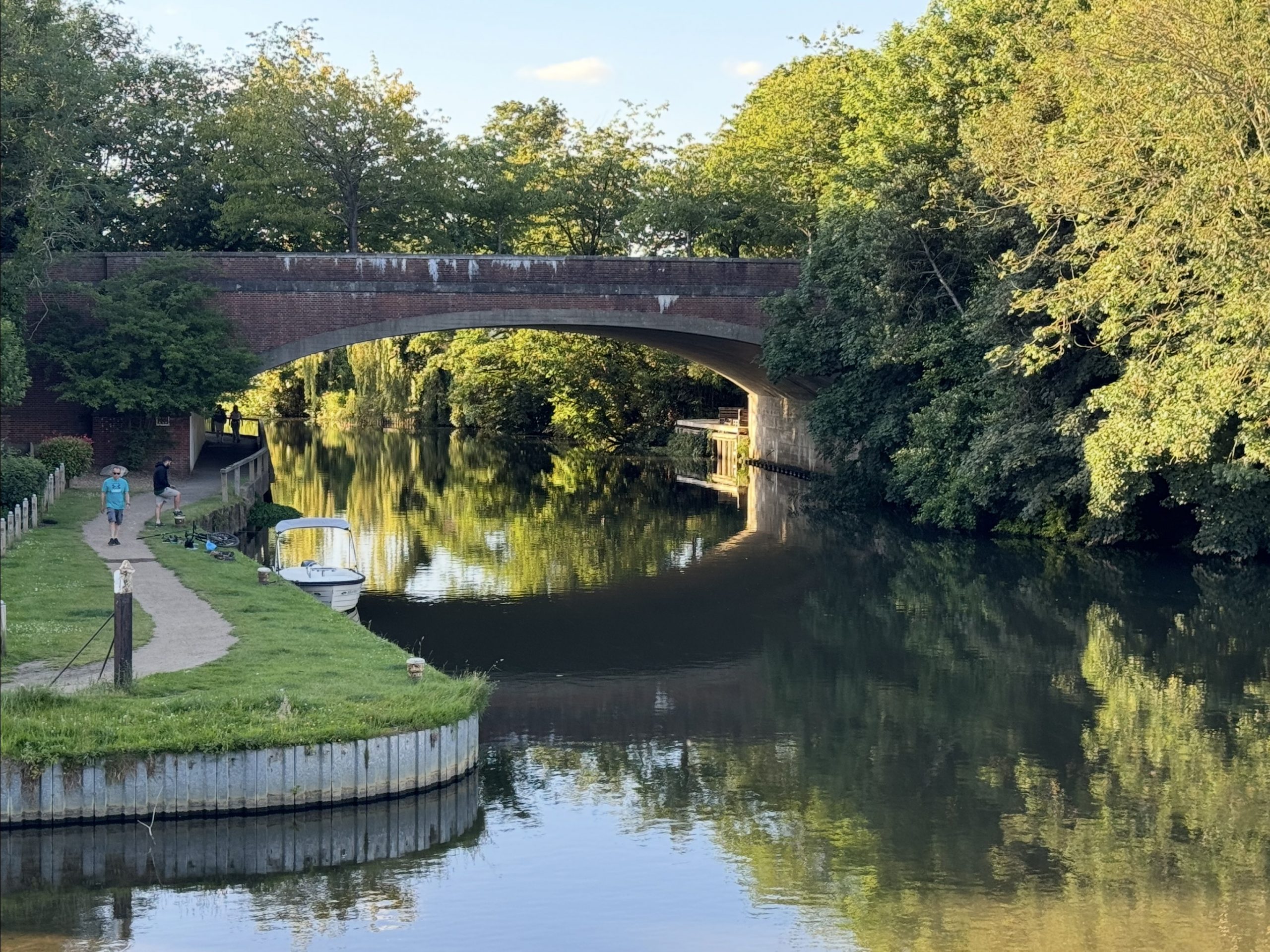 Weybridge attraction - River Wey