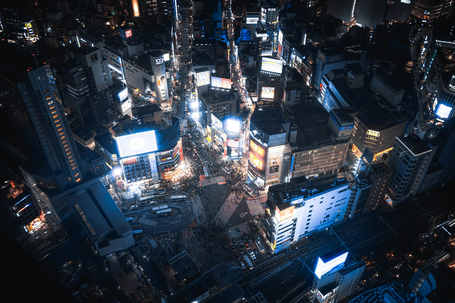 From Tokyo's Skyline to Kyoto's Heritage